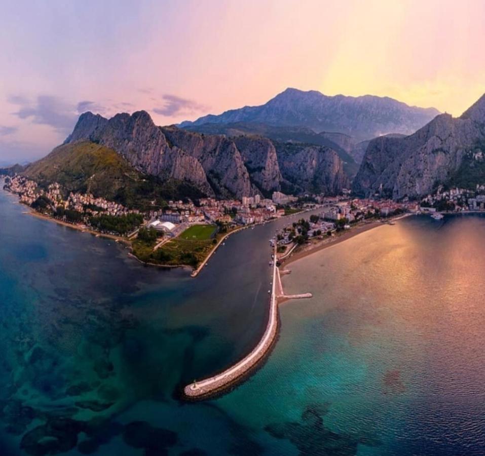 Apartments Diridonda Omis Exterior photo
