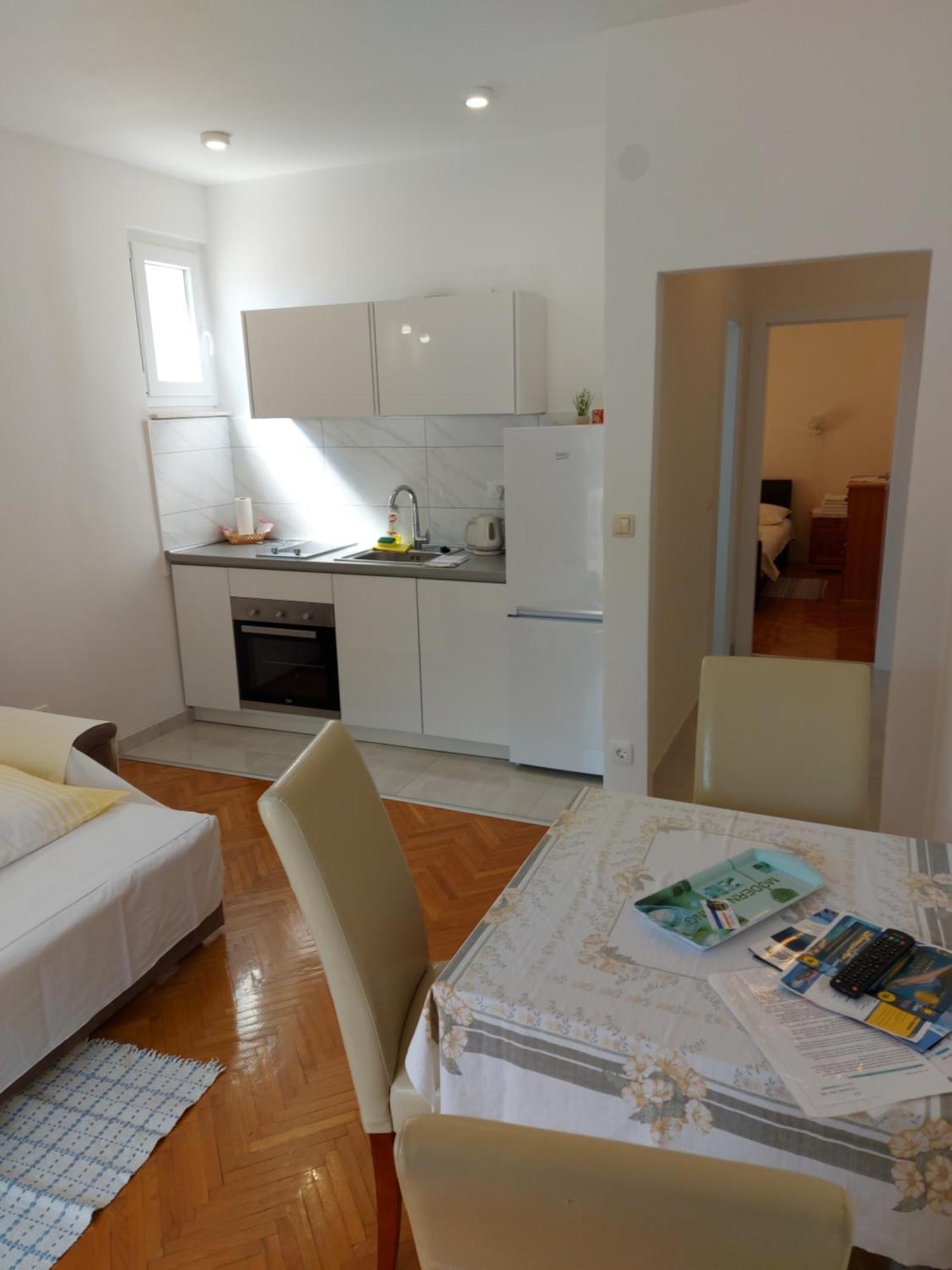 Apartments Diridonda Omis Room photo