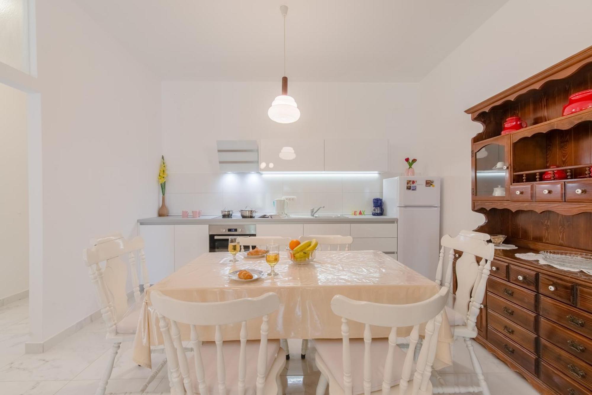 Apartments Diridonda Omis Room photo