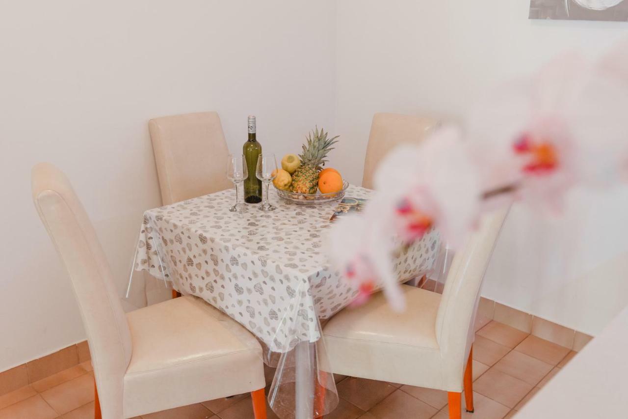 Apartments Diridonda Omis Exterior photo