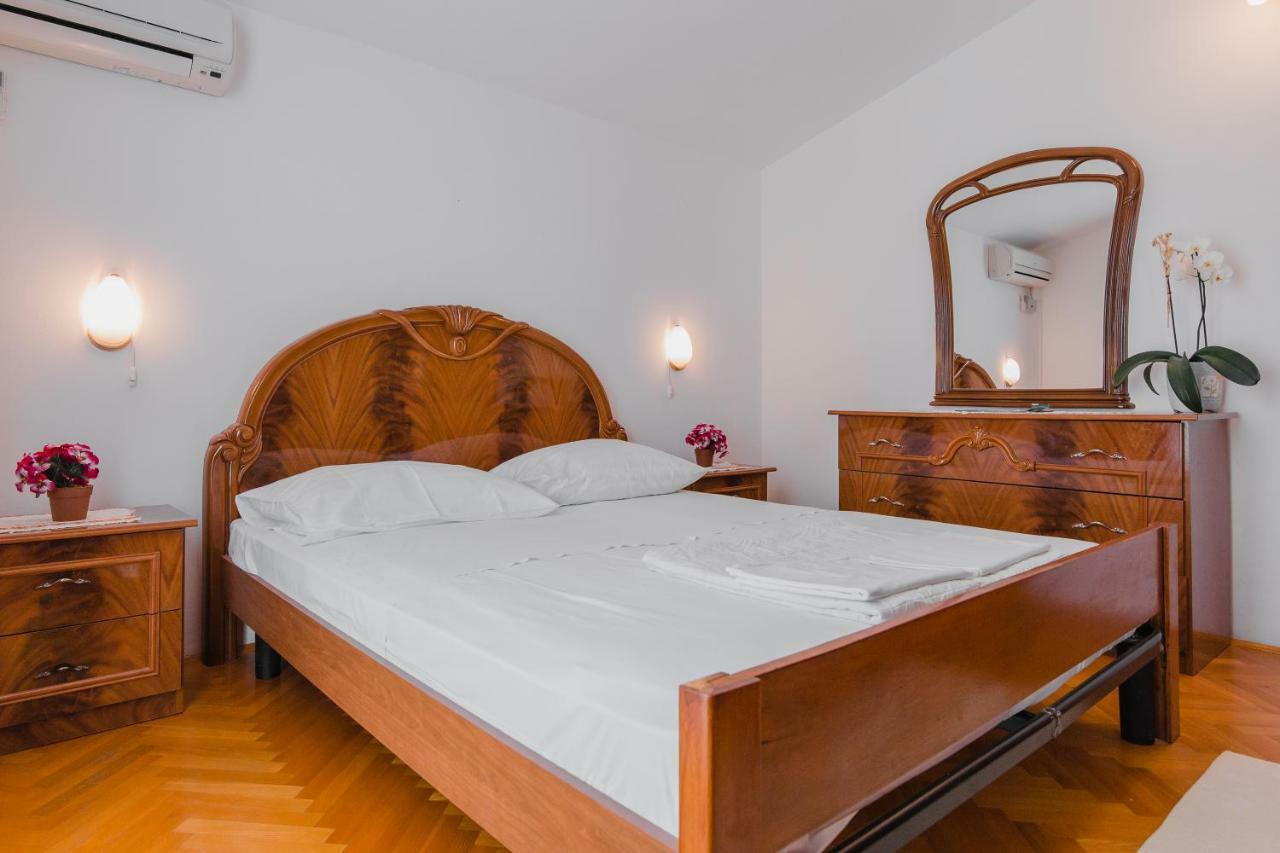 Apartments Diridonda Omis Exterior photo